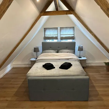 Cosy Tiny House In The Centre Of